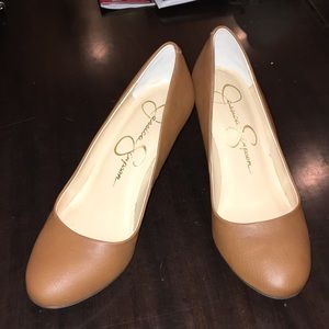 Jessica Simpson Almond Grain Tan Wedges sz 7 new